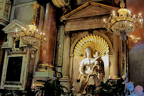 Mary, Mother of Childbirth: Sant'Agostino church, Rome